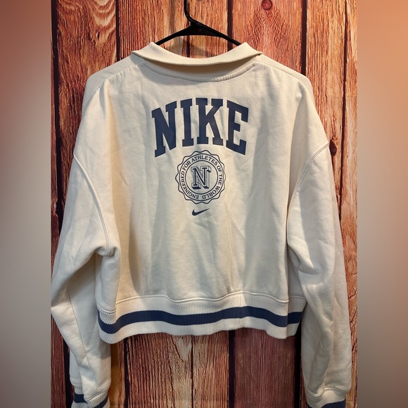 Nike quarter zip Sweatshirt - Picture 2 of 2